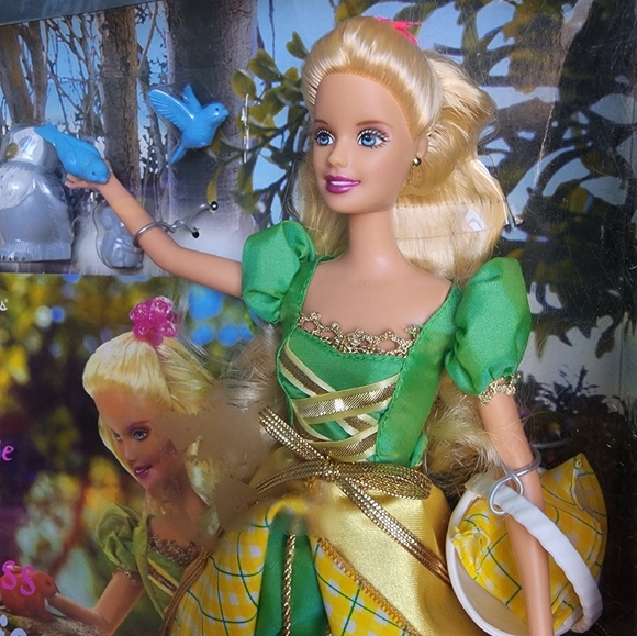 SUPER CUTE Barbie Forest Princess with Book and Forest Animals, Vintage Barbie - Picture 8 of 10